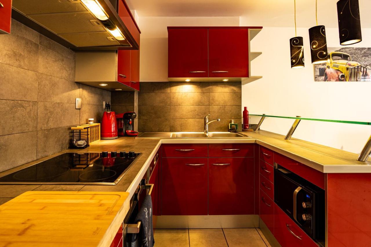 15 Rhone Beau T2 Avec Parking Gratuit Apartment Annecy Exterior photo
